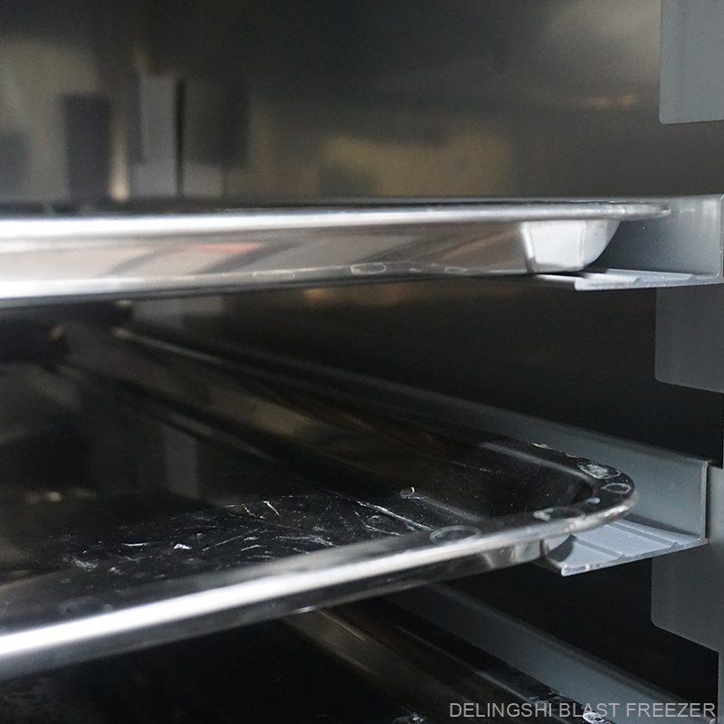 Six Door Upright Freezer - Image 4